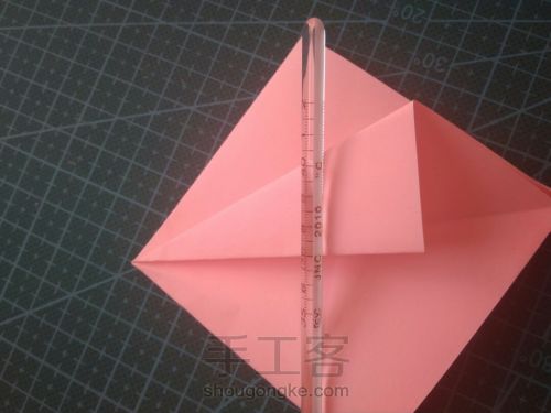 『实拍』一张纸折陀螺 第3步