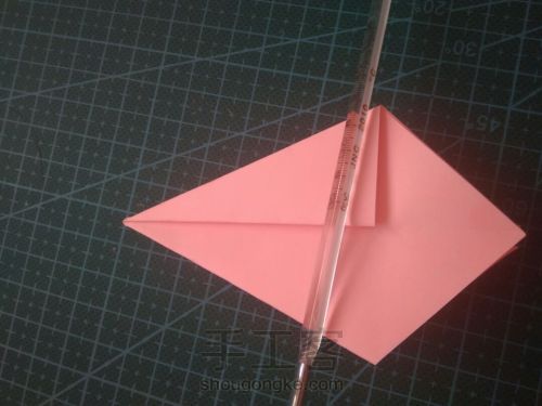 『实拍』一张纸折陀螺 第4步