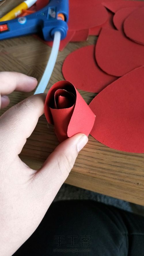 婚礼上的纸花 第7步