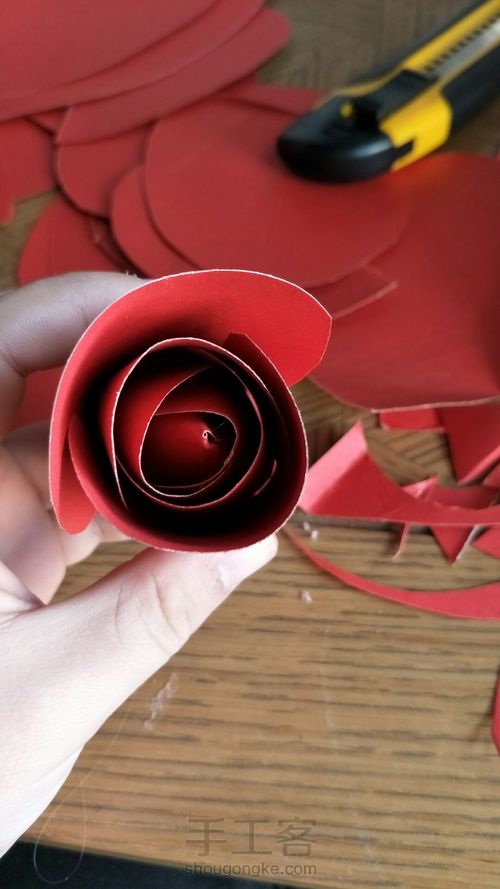 婚礼上的纸花 第8步