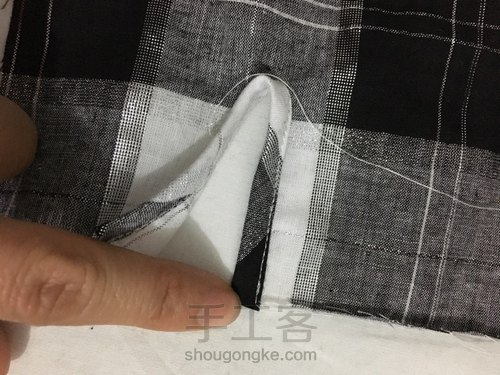 女宝中长款百搭衬衣 第3步