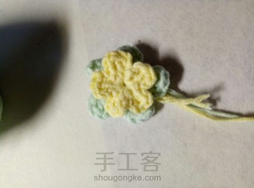 做一朵小花花送给你 ＼（＠￣∇￣＠） 第16步