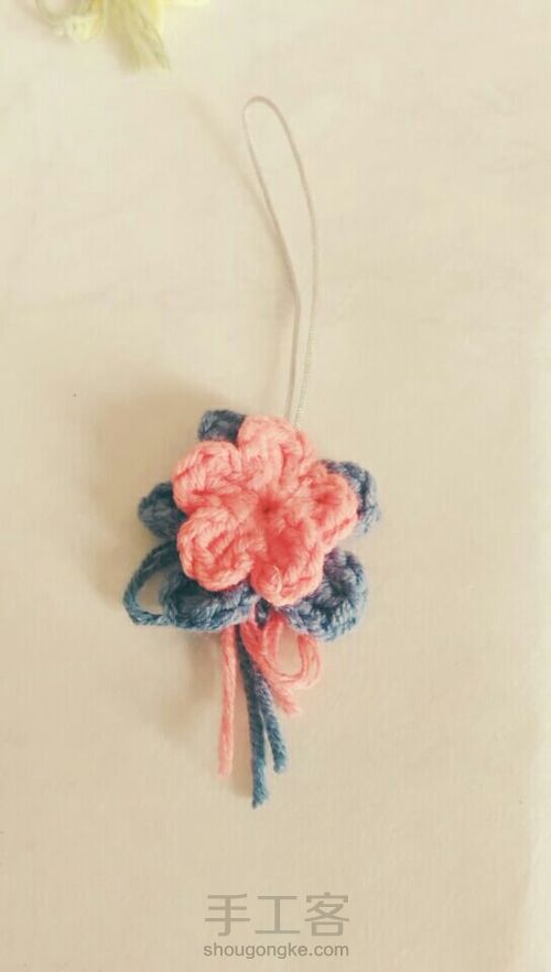 做一朵小花花送给你 ＼（＠￣∇￣＠） 第3步