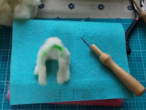「槿时」羊毛毡灰色植毛猫咪制作教程 第1步