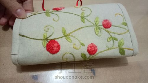 红莓果刺绣 第1步
