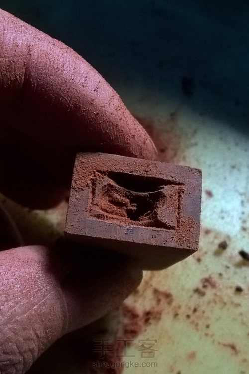 紫檀嵌蜜蜡鼻烟壶。 第12步