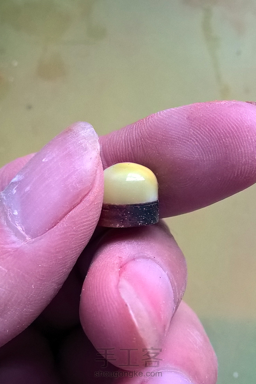 紫檀嵌蜜蜡鼻烟壶。 第26步