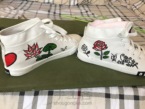 花草主题手绘帆布鞋 第11步