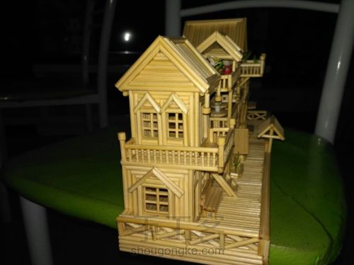两层楼小别墅模型 第20步