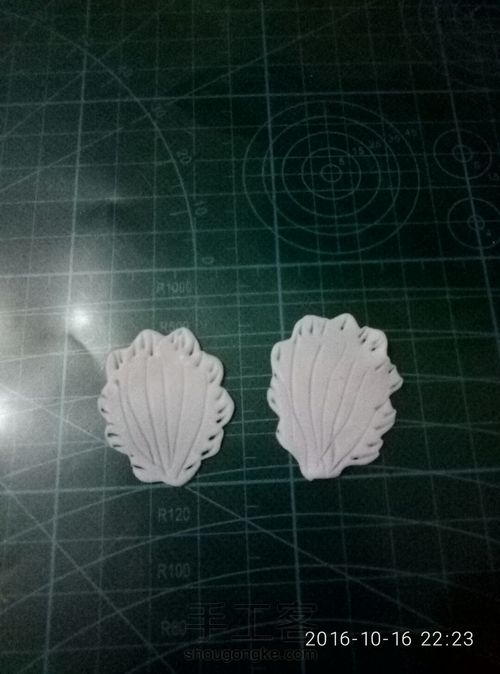 粘土牡丹蝴蝶教程图片 第3步