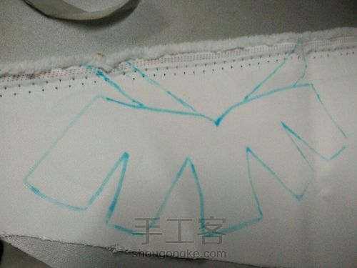 拖尾婚纱 第5步