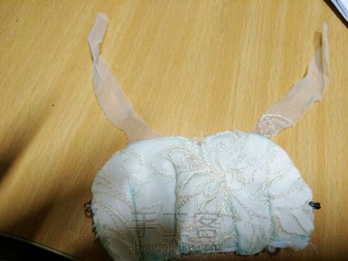 拖尾婚纱 第9步