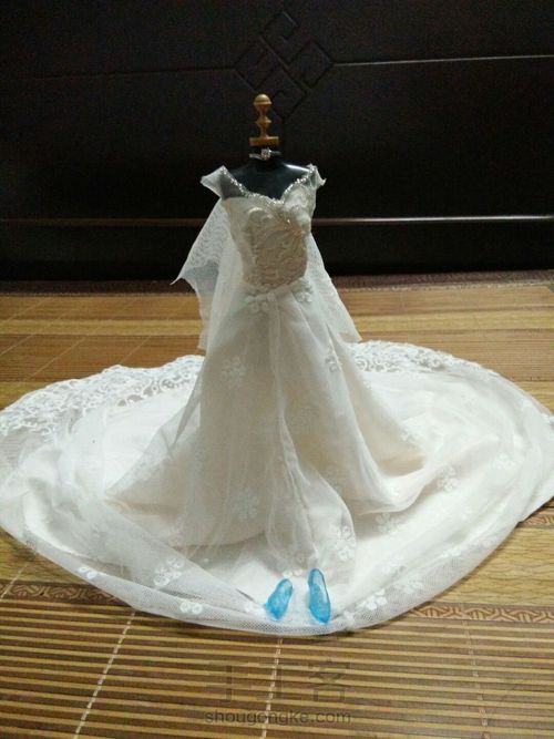 拖尾婚纱 第17步