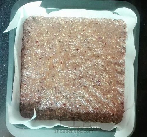 香蕉燕麦坚果能量棒 第11步