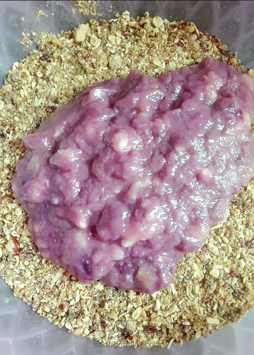 香蕉燕麦坚果能量棒 第9步