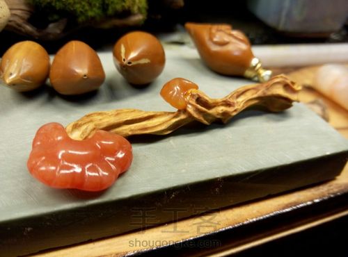 木与石结合的小笔架 第1步