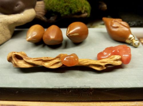 木与石结合的小笔架 第13步