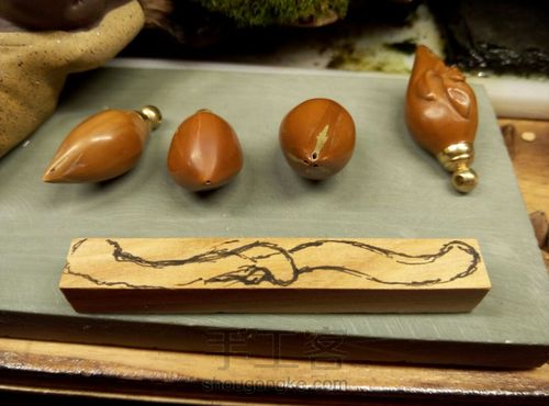 木与石结合的小笔架 第2步