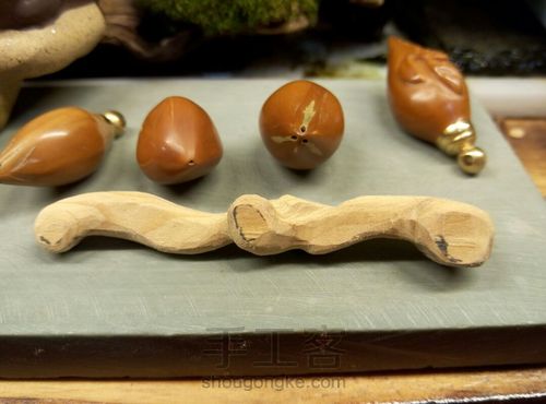 木与石结合的小笔架 第4步