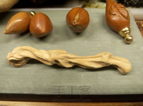 木与石结合的小笔架 第8步