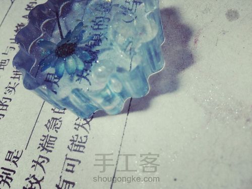 (较详细)巨美还简单的小清新滴胶项链😊 第1步