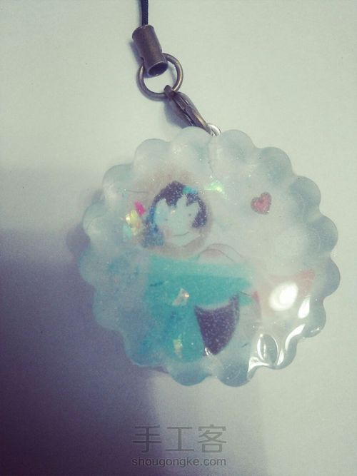 (较详细)美美还简单的滴胶小饰品😊 第24步