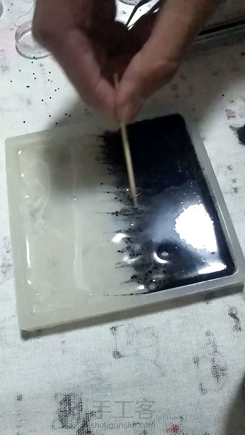 原宿风滴胶压板 第4步