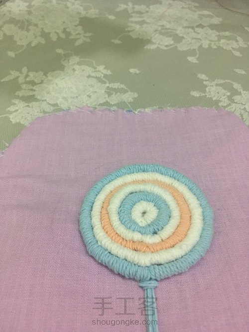 教你做一个可爱的马卡龙棒棒糖 第11步