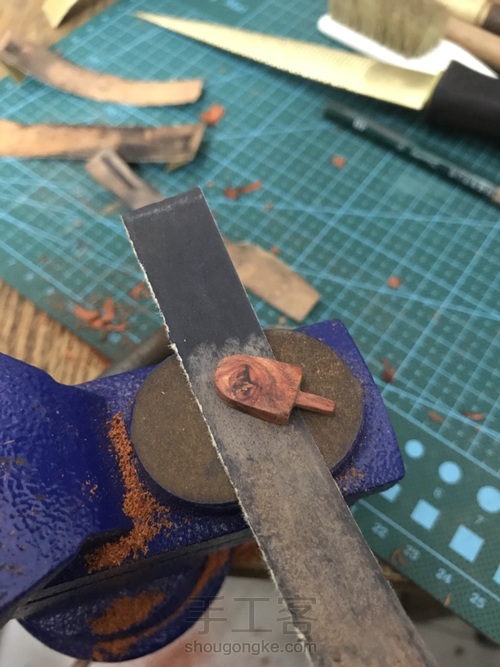 大夏天的，吃个冰棒美滋滋 第4步