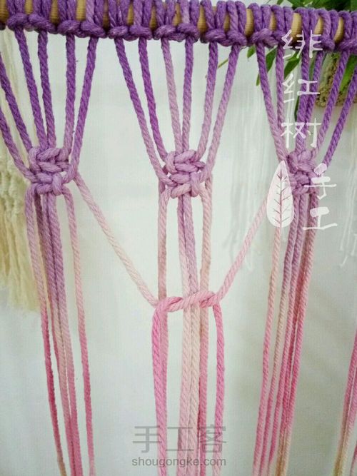 【小轩窗】简单吉瑞的Macrame 编织挂毯 第11步