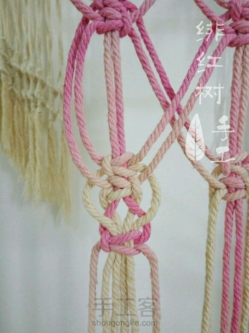 【小轩窗】简单吉瑞的Macrame 编织挂毯 第20步