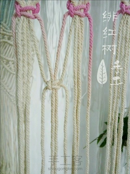 【小轩窗】简单吉瑞的Macrame 编织挂毯 第21步