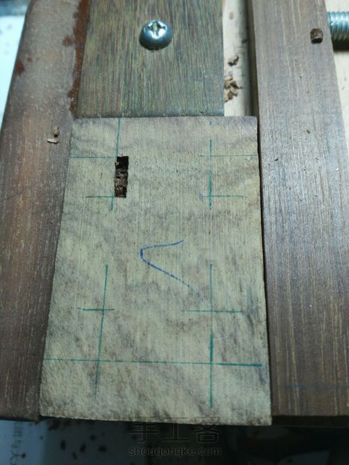 做了一个微型小凳子,分享一下 第11步