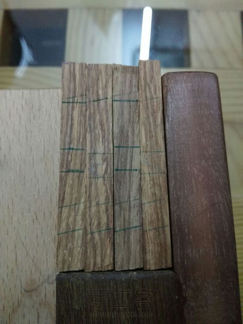 做了一个微型小凳子,分享一下 第4步