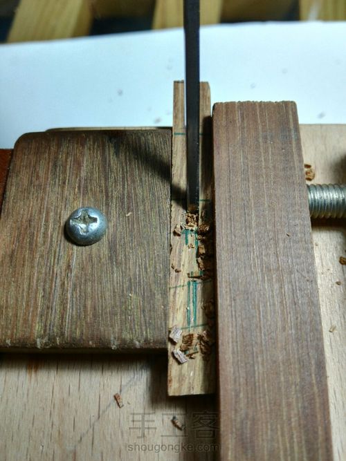 做了一个微型小凳子,分享一下 第8步