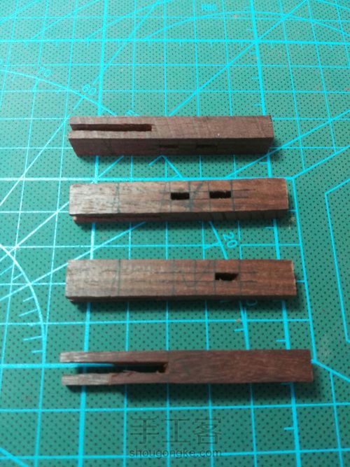 做一个微型仿古带牙板小凳子 第8步