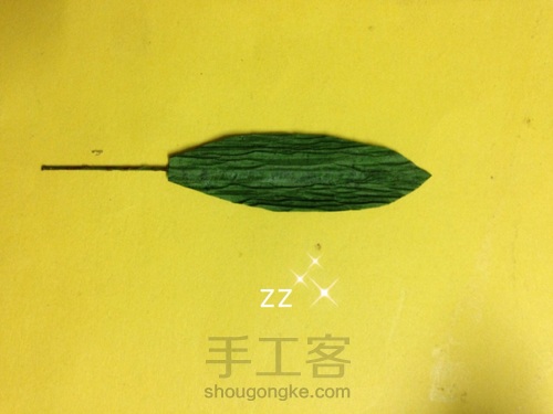 皱纹纸龙胆花制作方法 第7步