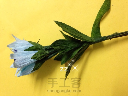 皱纹纸龙胆花制作方法 第12步