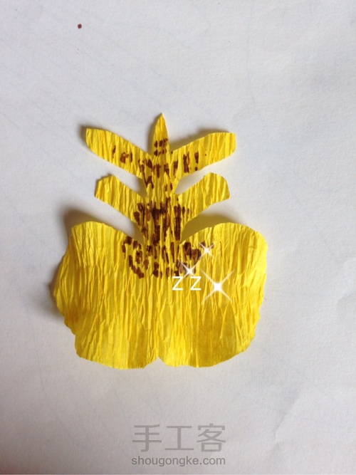 皱纹纸跳舞兰制作方法 第4步