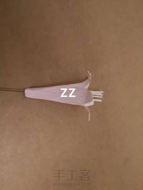 皱纹纸锦带花制作方法 第7步