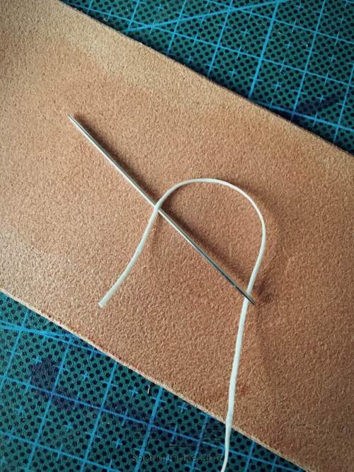 从穿针到缝线极详讲解 一个卡包的制作过程 第12步