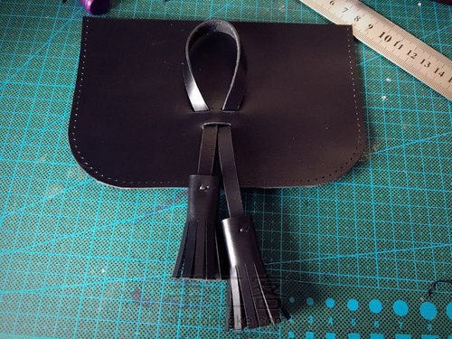 油蜡皮流苏小包包 深秋的文艺范儿 第7步