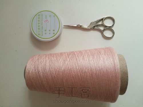 立体花瓣刺绣 第1步