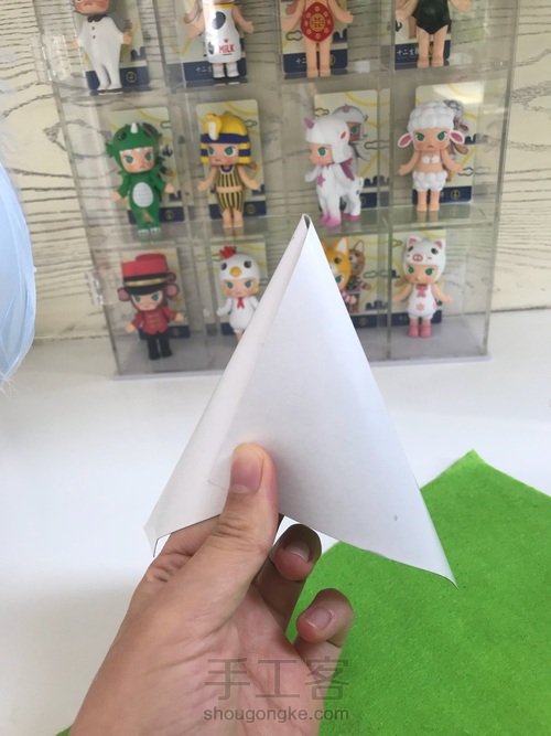 超简单!做一棵小小圣诞树 第4步