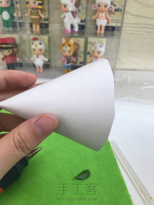 超简单!做一棵小小圣诞树 第5步