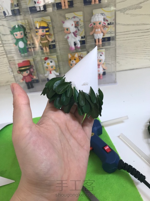 超简单!做一棵小小圣诞树 第7步