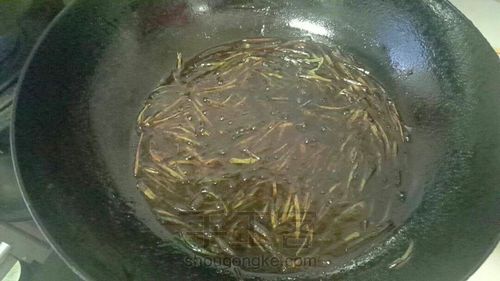 葱油拌面 第2步