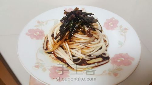 葱油拌面 第5步