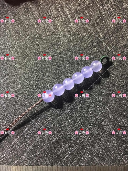【🌸未央ૢ🌸】一款简单的挂件绳 第3步