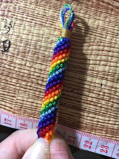 【🌸未央ૢ🌸】一款简单挂件+手绳 第4步